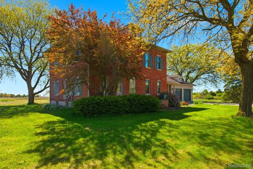 14104 Carleton West Rd, Carleton, MI, 48117-9724 | Card Image