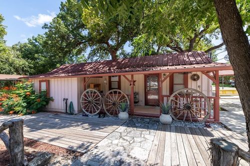 702 14th Street, Bandera, TX, 78003 | Card Image