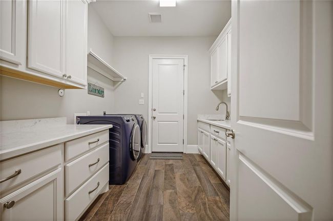 27415 Siandra Creek Ln, House other with 5 bedrooms, 5 bathrooms and 6 parking in Spring TX | Image 16
