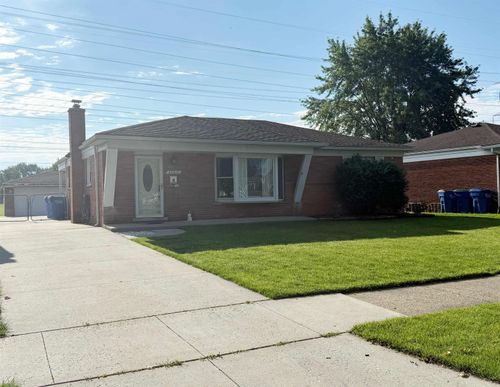 27514 Palomino Street, Warren, MI, 48093 | Card Image