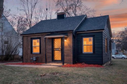 5479 N 53rd Street, Milwaukee, WI, 53218 | Card Image