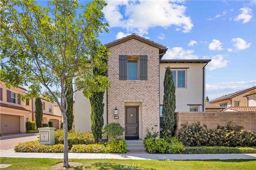 124 Gulfstream, Irvine, CA, 92620-7339 | Card Image