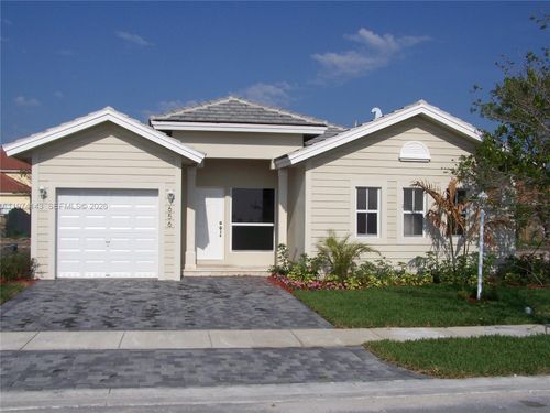 0-656 Se 30th Ter, Homestead, FL, 33033-7177 | Card Image