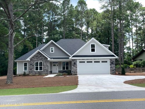 265 Saint Andrews Dr, Pinehurst, NC, 28374-9507 | Card Image
