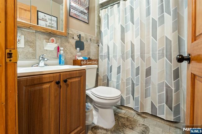 25 Allan Dr, House other with 5 bedrooms, 2 bathrooms and null parking in North Arlington NJ | Image 21