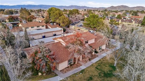 1012 Peg St, Ridgecrest, CA, 93555-3138 | Card Image