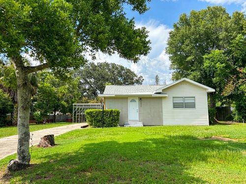 320 W Bullard Ave, LAKE WALES, FL, 33853-4407 | Card Image