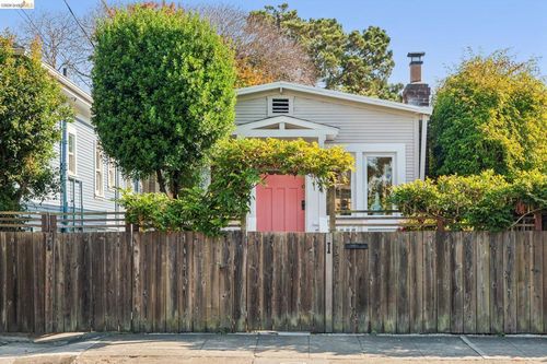 1322 Bancroft Way, Berkeley, CA, 94702-1946 | Card Image