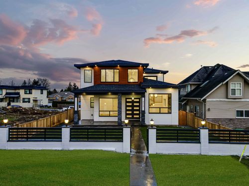 5712 144 St, Surrey, BC, V3X1A7 | Card Image