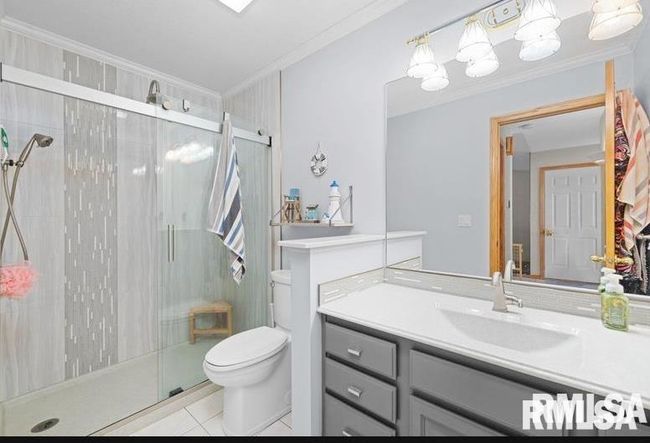 2521 W 63 Rd St, Condo with 3 bedrooms, 3 bathrooms and null parking in Davenport IA | Image 12