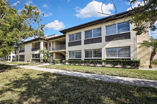 unit-106-5242 Opal Ln, New Port Richey, FL, 34652-3359 | Card Image