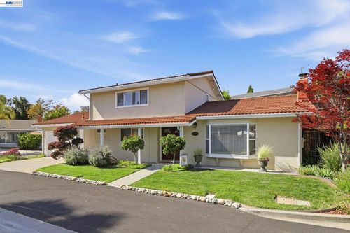 320 Appian Way, Union City, CA, 94587-3708 | Card Image