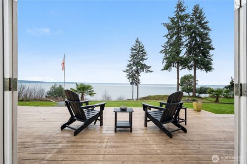 9673 Ne Pilot Ct, Kingston, WA, 98346-8702 | Card Image