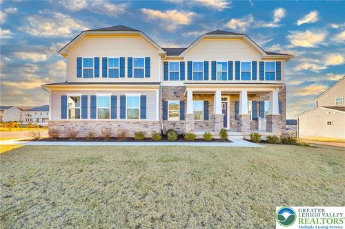 2890 Hawk Valley Ct, Center Valley, PA, 18034-8825 | Card Image