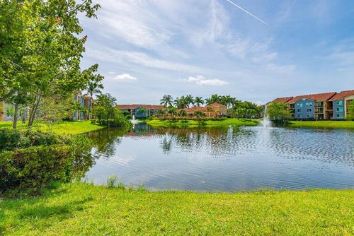 602 Villa Circle, Boynton Beach, FL, 33435 | Card Image