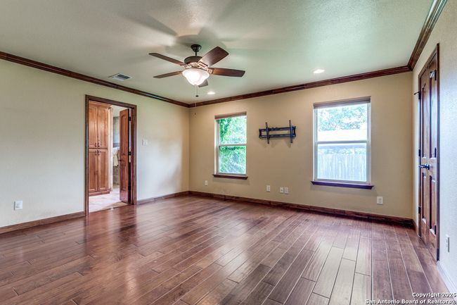 10615 Bar X Trl, House other with 3 bedrooms, 2 bathrooms and null parking in Helotes TX | Image 11