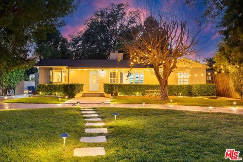 8345 White Oak Ave, Northridge, CA, 91325 | Card Image