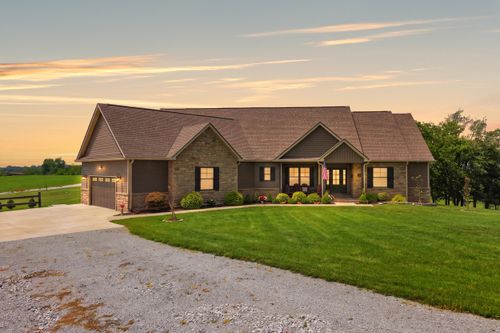 2180 Big Stoner Rd, Winchester, KY, 40391-8060 | Card Image