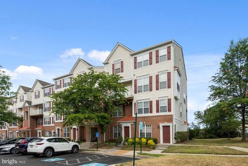 302-2480 Angeline Dr, HERNDON, VA, 20171-4557 | Card Image