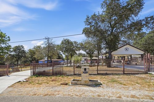 4426 Lost Hills, Elmendorf, TX, 78112 | Card Image