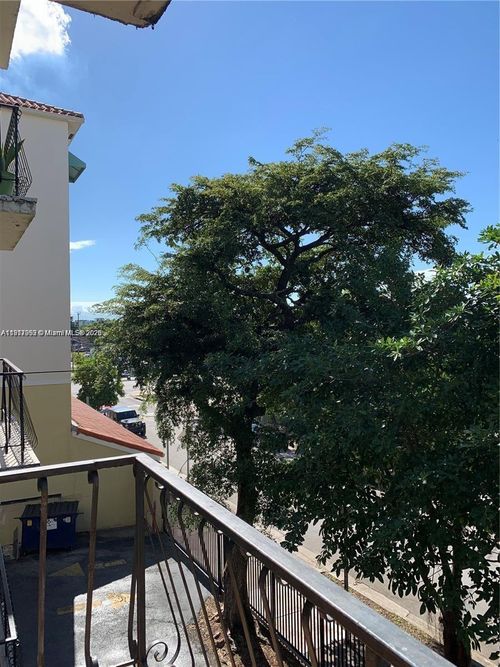 apt-301-1478 Nw 1st St, Miami, FL, 33125-5567 | Card Image