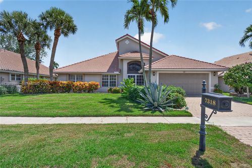 7318 Amber Falls Ln, Boynton Beach, FL, 33437 | Card Image