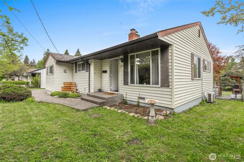 2838 Sw 106th St, Seattle, WA, 98146-1268 | Card Image