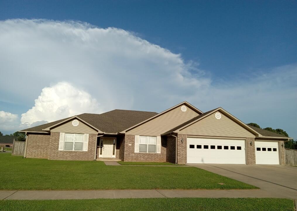 Little Bear St, Clarksville, AR 72830
