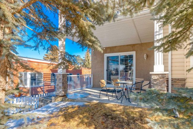 2 - 2318 17 Street Se, Home with 2 bedrooms, 2 bathrooms and 2 parking in Calgary AB | Image 25