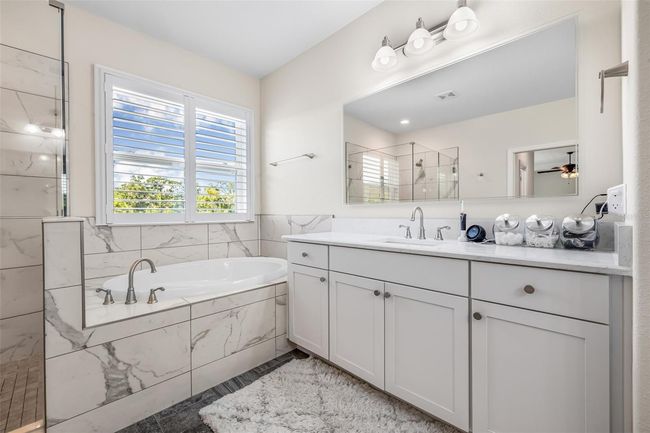 4808 Jackson Club Loop, House other with 4 bedrooms, 4 bathrooms and null parking in TAMPA FL | Image 17