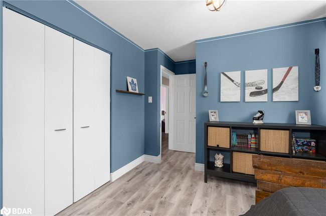 203 Camilla Cres, House other with 5 bedrooms, 2 bathrooms and 6 parking in Thornton ON | Image 25