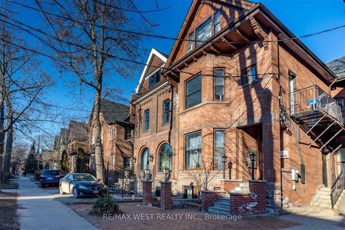 125 Madison Ave, Toronto, ON, M5R2S3 | Card Image