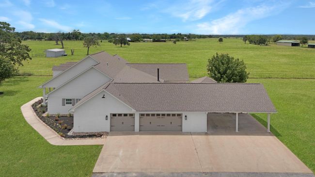 9500 Osr, Home with 3 bedrooms, 3 bathrooms and 5 parking in Midway TX | Image 33
