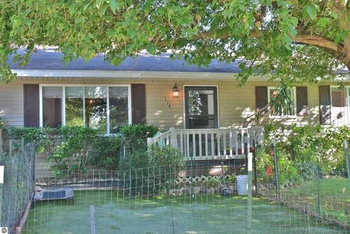 114 Brigham, Buckley, MI, 49620-5106 | Card Image