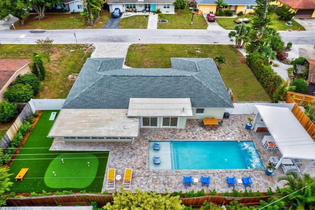 2473 Davis Blvd, House other with 3 bedrooms, 2 bathrooms and null parking in Sarasota FL | Image 68