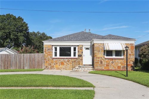 530 Hyman Dr, Jefferson, LA, 70121-1738 | Card Image