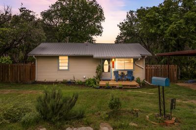 162 Live Oak Loop, House other with 3 bedrooms, 2 bathrooms and null parking in Whitney TX | Image 1