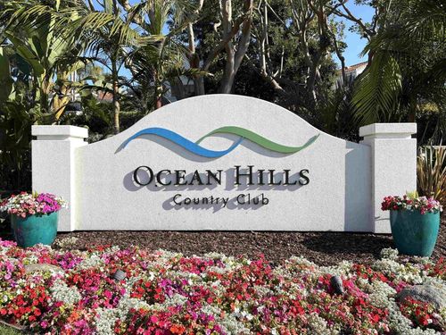4783 Galicia Way, Oceanside, CA, 92056-5121 | Card Image