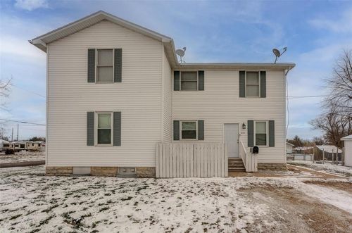 201 Cheney, Jerseyville, IL, 62052 | Card Image