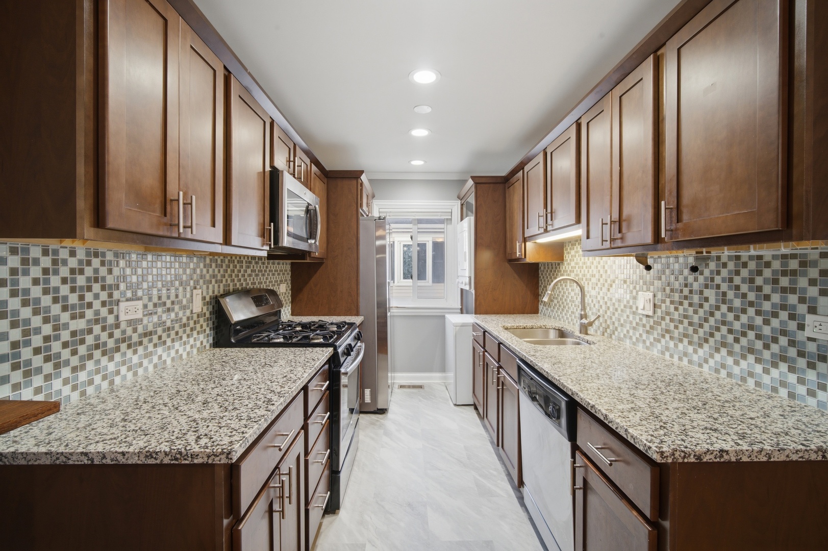 Residential Lease in Prospect Heights 4