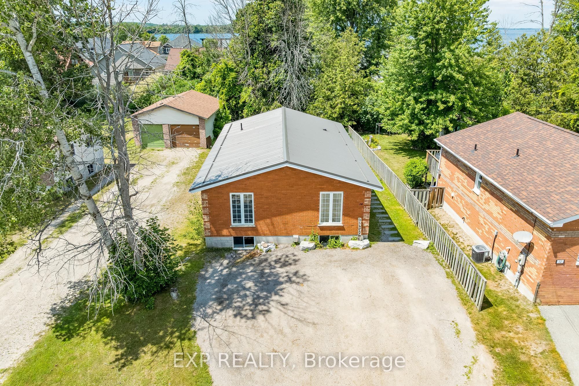 Residential Lease in Tay