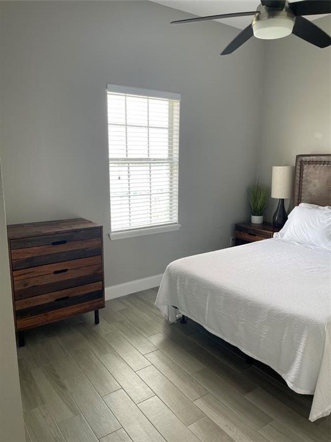 APT-1 - 1015 Blue Water Hwy, Condo with 2 bedrooms, 1 bathrooms and null parking in Surfside Beach TX | Image 8