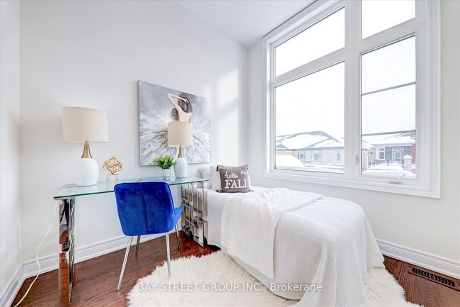 12 Schmeltzer Cres, House attached with 3 bedrooms, 3 bathrooms and 1 parking in Richmond Hill ON | Image 13