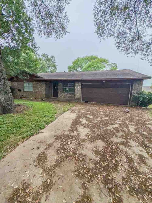 203 N Drumm, Brenham, TX, 77833 | Card Image