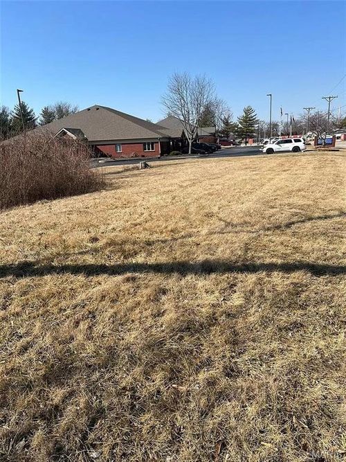 7418 Mexico Rd #100 Road, St Peters, MO, 63376 | Card Image