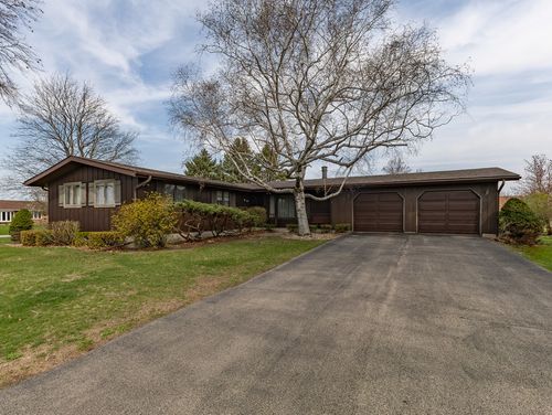 420 Margaret St, Atkinson, IL, 61235-9704 | Card Image