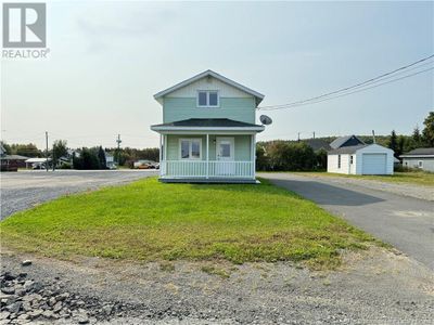 23 St Paul St, House other with 2 bedrooms, 2 bathrooms and null parking in Kedgwick NB | Image 2