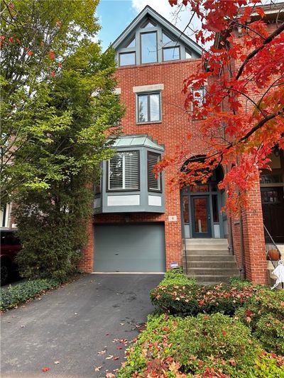 4 - 100 Denniston, Townhouse with 4 bedrooms, 2 bathrooms and 2 parking in Shadyside PA | Image 1