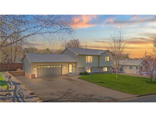 1140 Eulaine Cir, Hammond, WI, 54015-5043 | Card Image