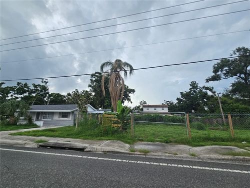 7001 60th St N, Pinellas Park, FL, 33781-4128 | Card Image